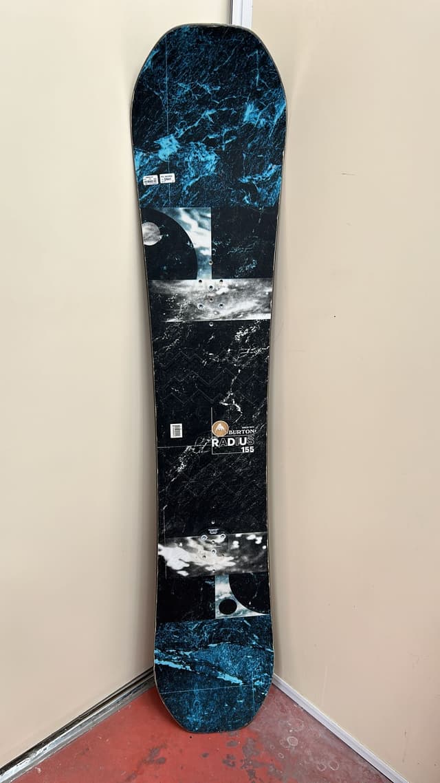 TABLA SNOW BURTON RADIUS